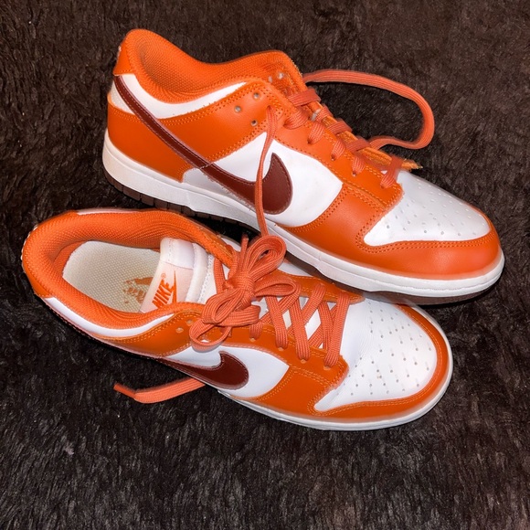 dunks - Picture 2 of 2